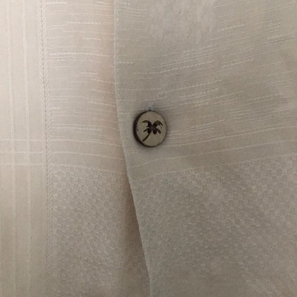 Men’s casual button down by Caribbean - Picture 2 of 3